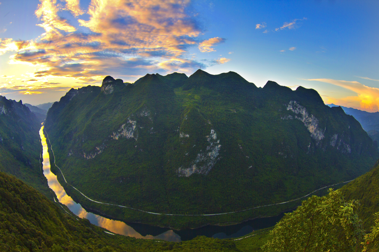 天龙大峡谷